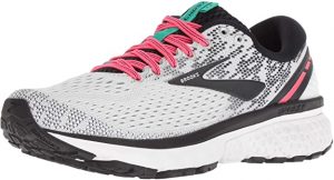 Best Running Shoes For Overweight Women Reviews in 2022